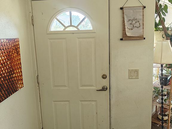 5th image of 335 E 500 N