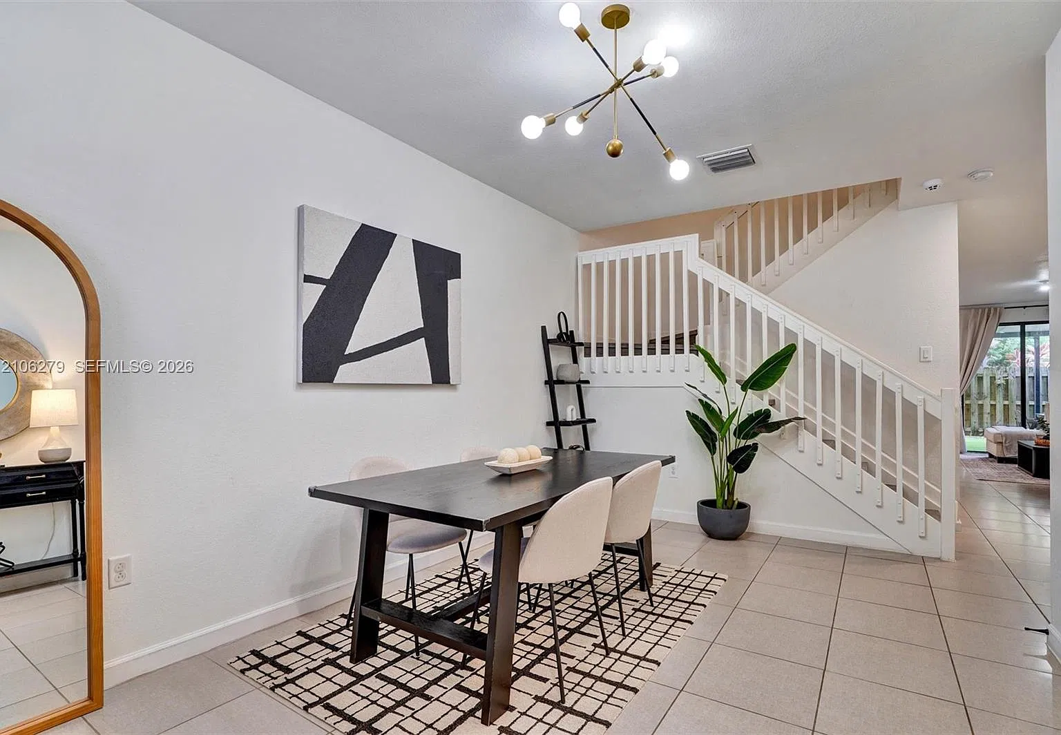 Coco Palm Estates — Photo 2