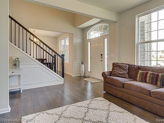 4th image of 25715 Oberlin Ct