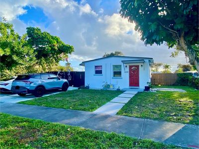3701 SW 45th Ter, West Park, FL, 33023