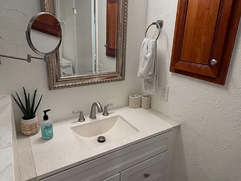 2234 Barton Ave — Photo 17