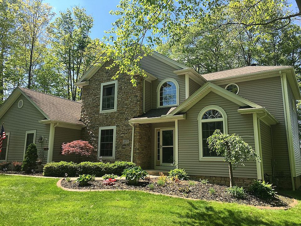 1st image of 2575 Twelve Oaks Cir
