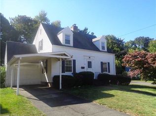 10 Tanner St, Manchester, CT 06042