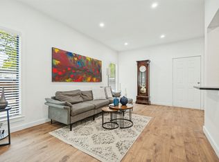 5620 Live Oak St #106, Dallas, TX 75206
