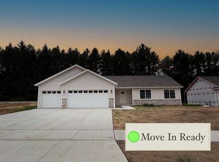 3816 Muskie Dr, Weston, WI 54476
