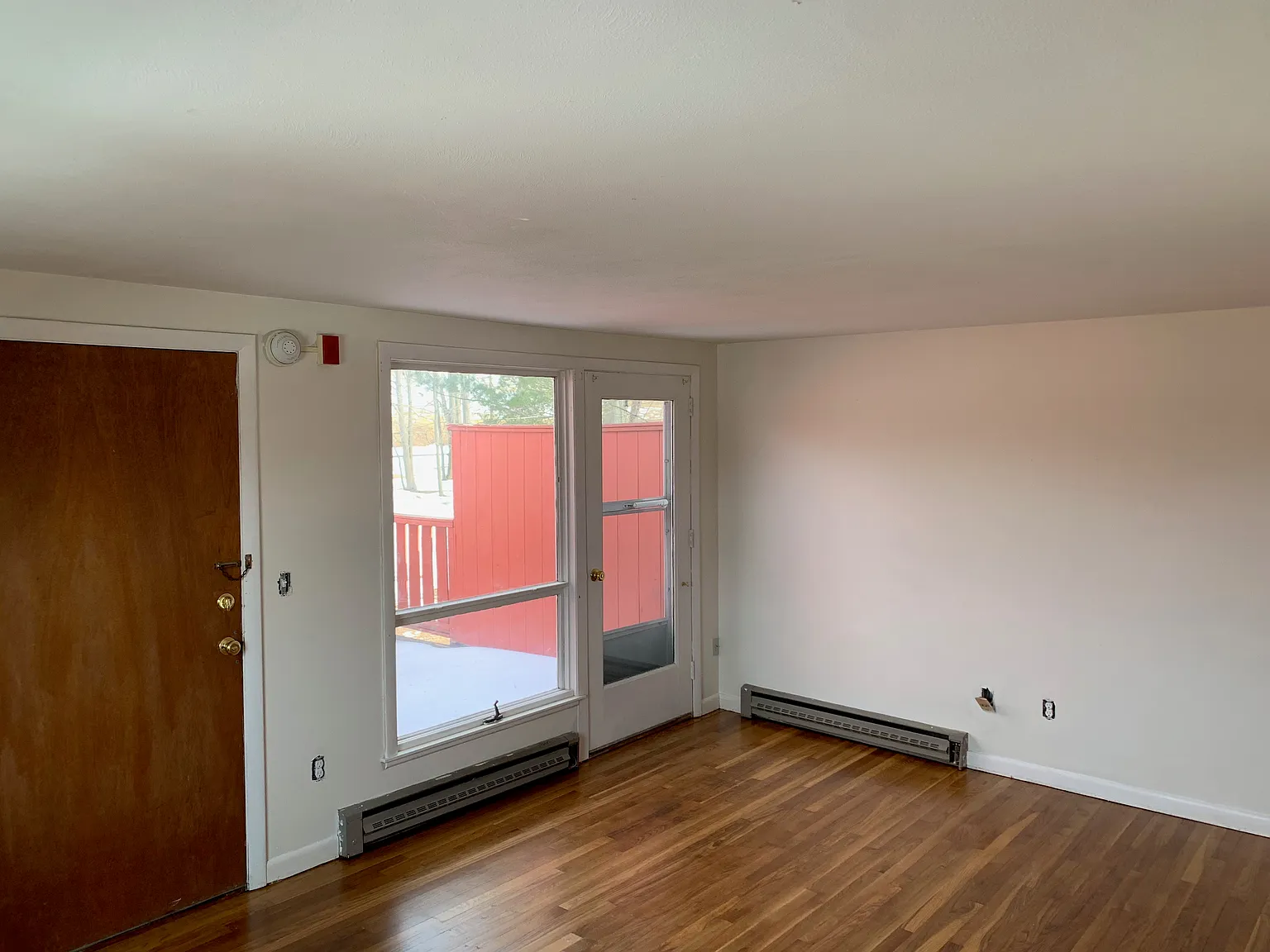 22 Park Pl — Photo 2