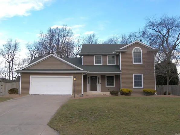 138 E Deerwood Ct, Warsaw, IN 46582