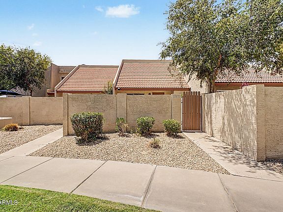 3rd image of 13833 N 41ST Lane