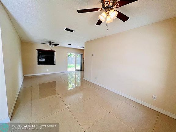 4th image of 7519 Kimberly Blvd