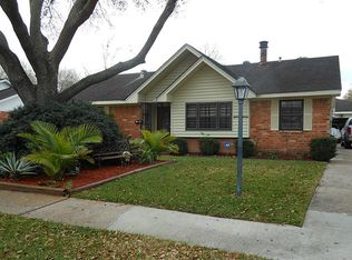 11830 Kirkbriar Dr, Houston, TX 77089