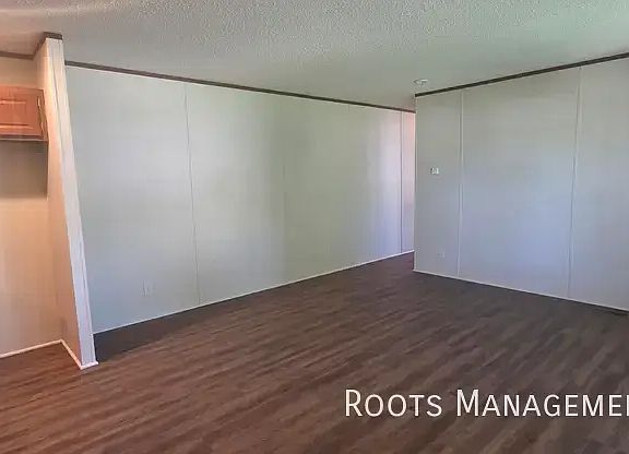 5th image of 2088 E Empire Ave #84