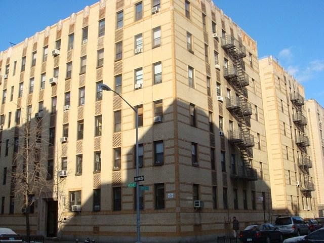 1st image of 687 W 204th St APT 3H