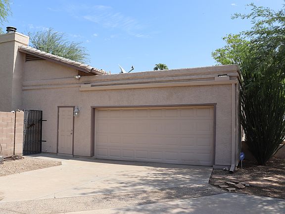 3rd image of 9004 W Patrick Ln