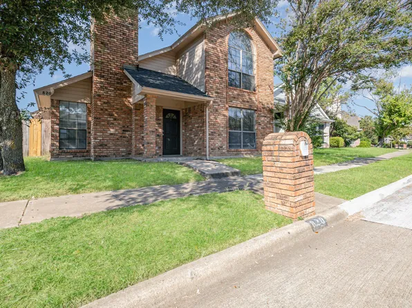 820 Greenridge Dr, Arlington, TX 76017