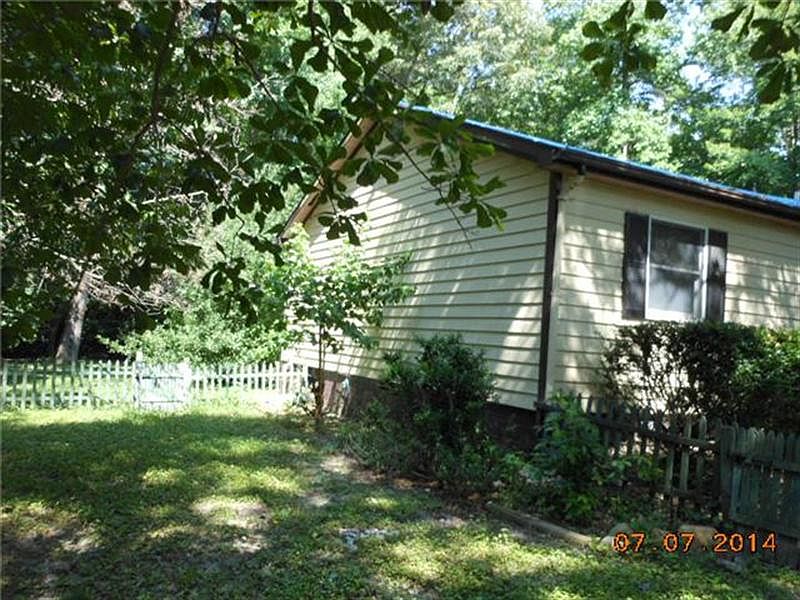 2nd image of 17659 McColleys Chapel Rd