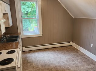 47 Palmer St #B, Danielson, CT 06239