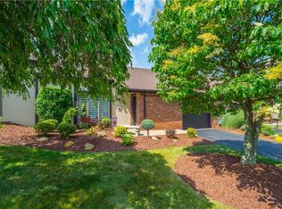 250 Greenwood Dr, Canonsburg, PA
