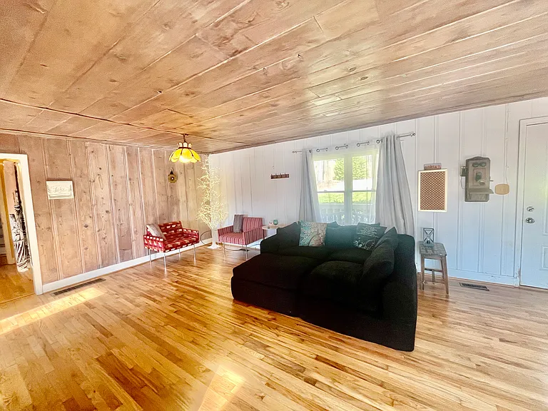 Legion Lake Dr — Photo 30