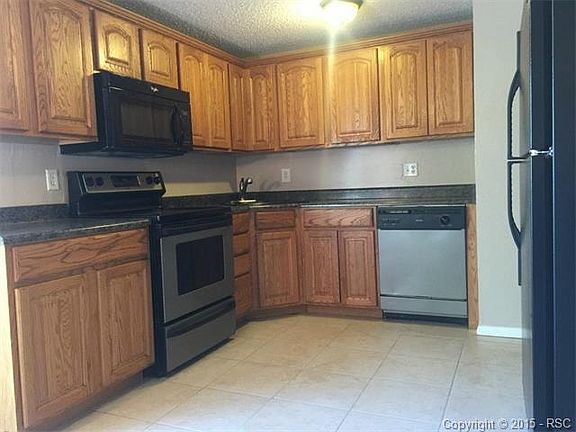 Cabinets with Crown Molding