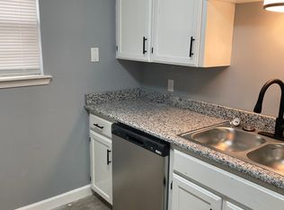 285 S Ash St #A, Conway, AR 72034