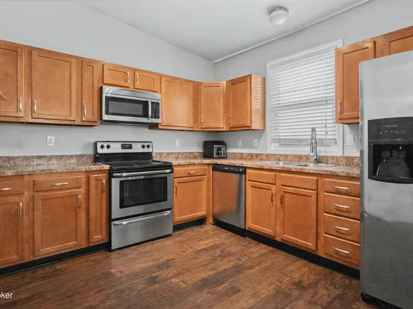 1035 E Caldwell St, Louisville, KY 40204