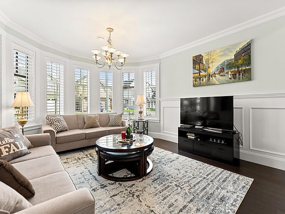 2nd image of 5229 Lynn Pl #A