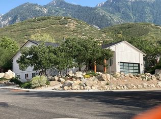 10037 S Majestic Canyon Rd, Sandy, UT 84092