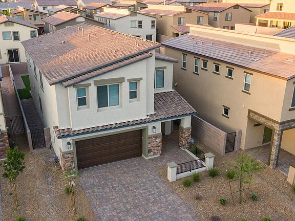 4th image of 2930 Caxton Grove Dr