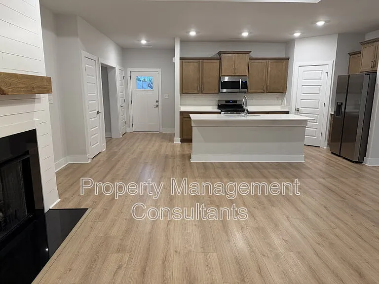 14872 Demarie Ln — Photo 12
