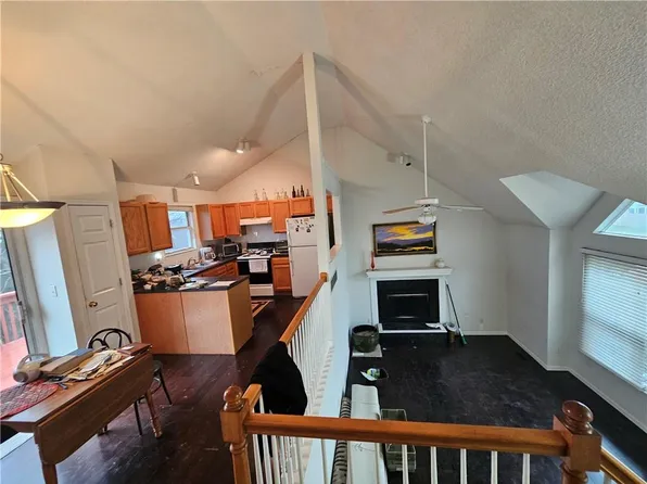 17250 S Walter St, Gardner, KS 66030