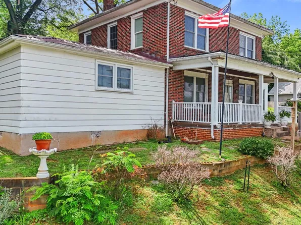 10662 Lee Jackson Hwy, Big Island, VA 24526