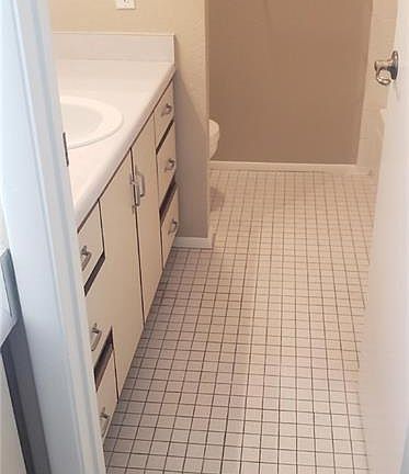 5th image of 512 Kristin Ln