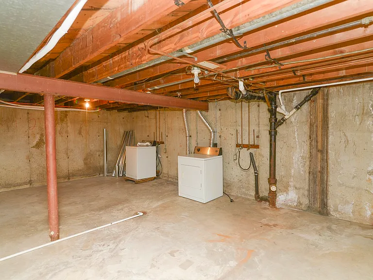 214 W Atchison St #1 — Photo 10