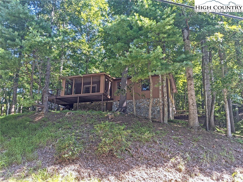 121 Sweetleaf, Deep Gap, NC 28618 Zillow