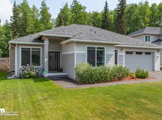 11135 June Agnes Cir, Eagle River, AK 99577