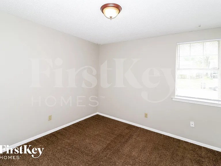 5728 Ballenmoor Dr — Photo 12