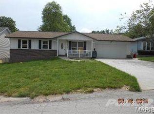 2135 Windswept Ests, Imperial, MO 63052