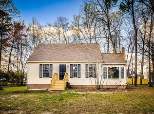 4727 Court Dr, Gloucester, VA 23061