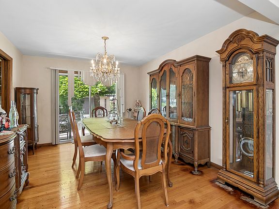 5th image of 6836 W Park Lane Dr
