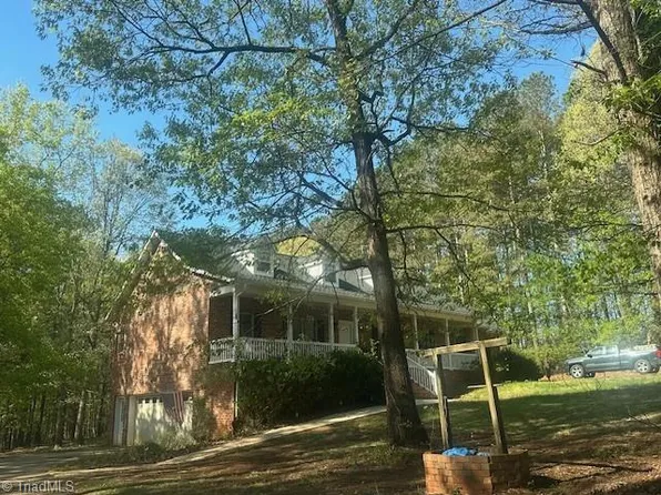 201 Olive Rd, Stony Point, NC 28678