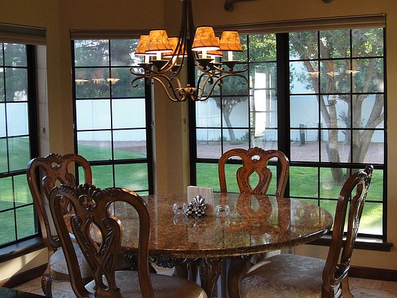 Breakfast Room