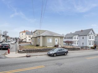 517 School St, Lowell, MA 01851