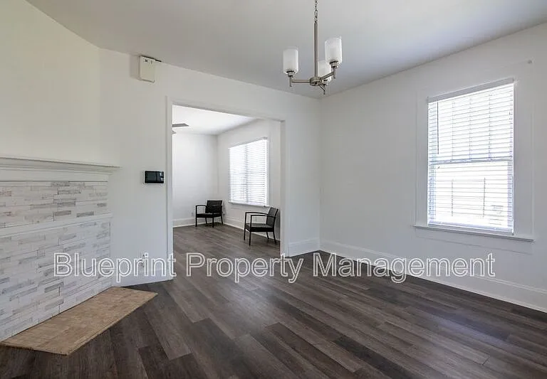 5406 Court G — Photo 4
