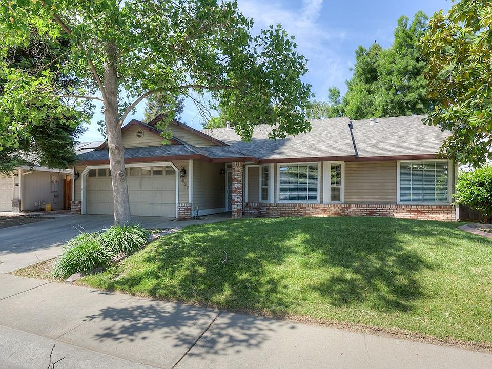 1st image of 1637 Rebecca Dr