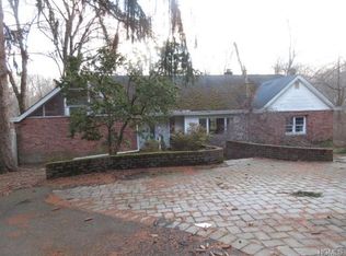 43 Bayard Ln N, Suffern, NY 10901