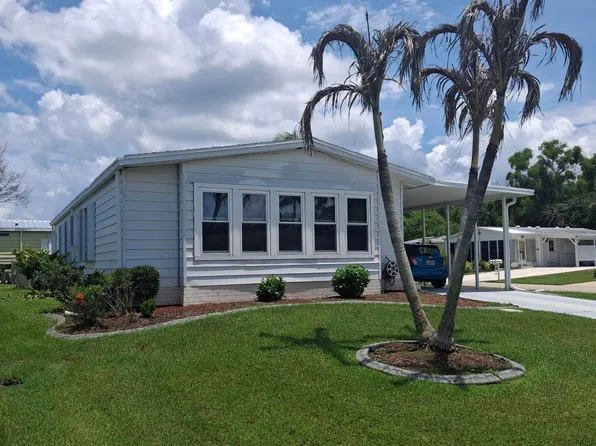 8530 Lidflower Court, Port St Lucie, FL 34952