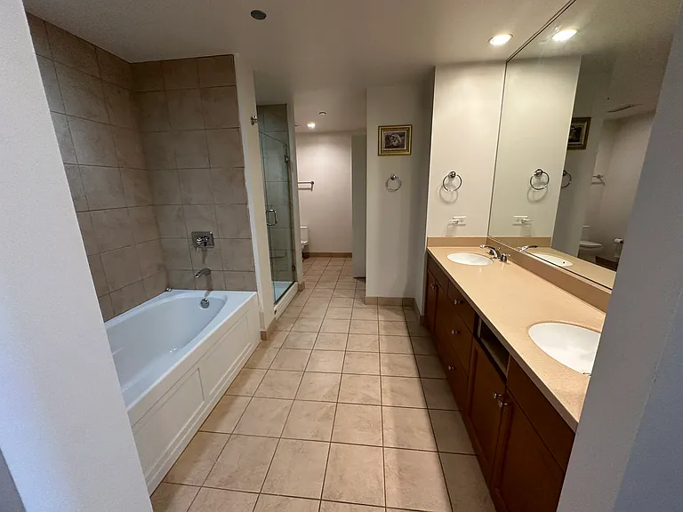 130 N Garland Ct #1407 — Photo 15