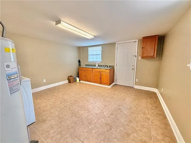 324 S Pierce St — Photo 14