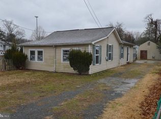 7819 Bertha Rd, Pasadena, MD 21122