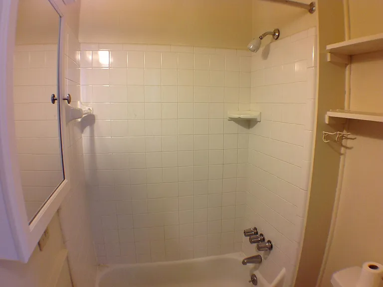 28 Union Ave NE #2 — Photo 5